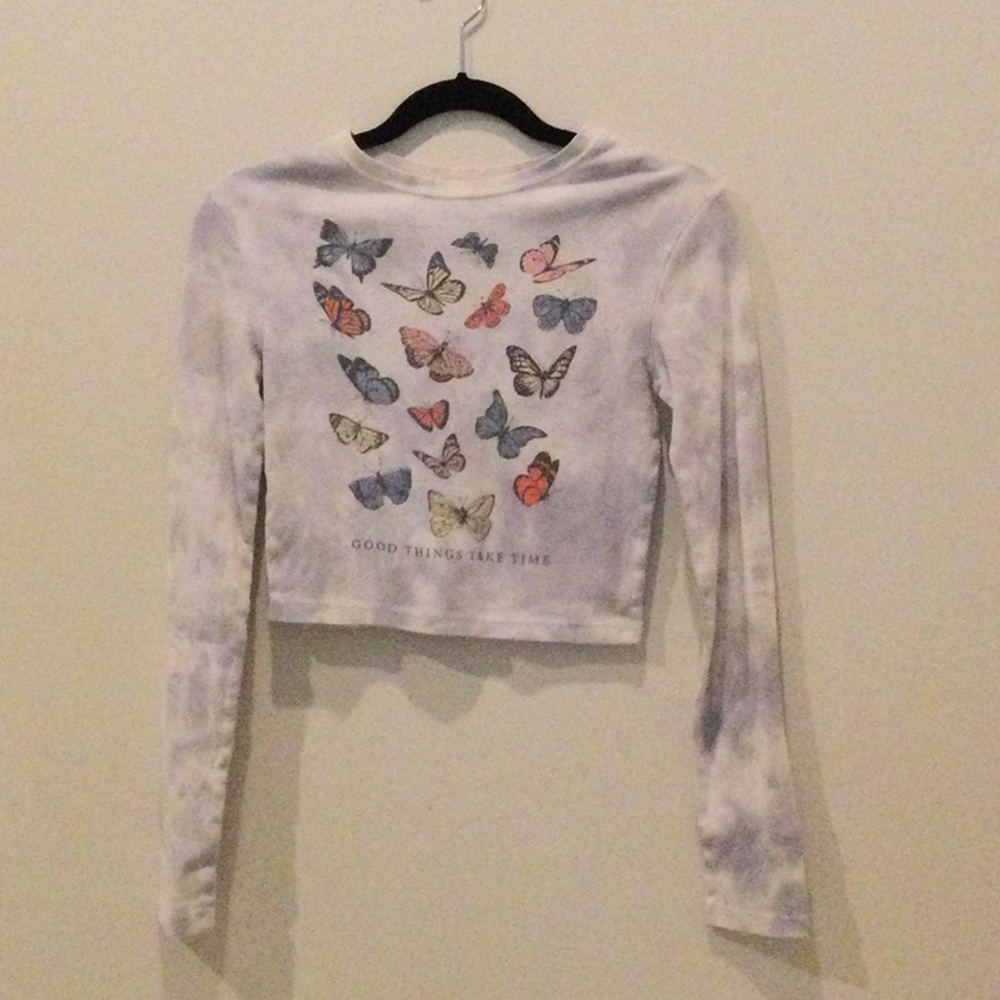 Tie-Dye Long Sleeve Butterfly Graphic Crop Top